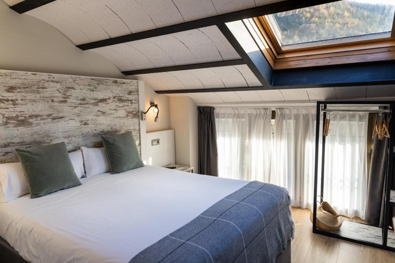 Hotel Cims De 坎普罗东 外观 照片